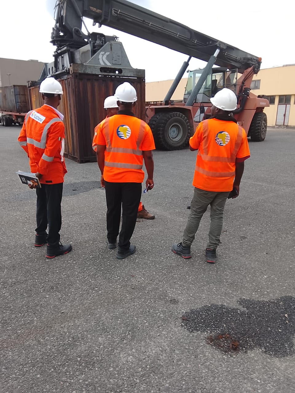 PRECISION DELIVERED: HOW BRIGHTFLOW LOGISTICS CLEARED 3 × 20FT CONTAINERS WITHOUT A SINGLE DELAY BRIGHTFLOW LOGISTICS MARCH 16, 2026 OPERATIONS & SHIPPING EMAIL BRIGHTFLOWLOGISTICS@GMAIL.COM